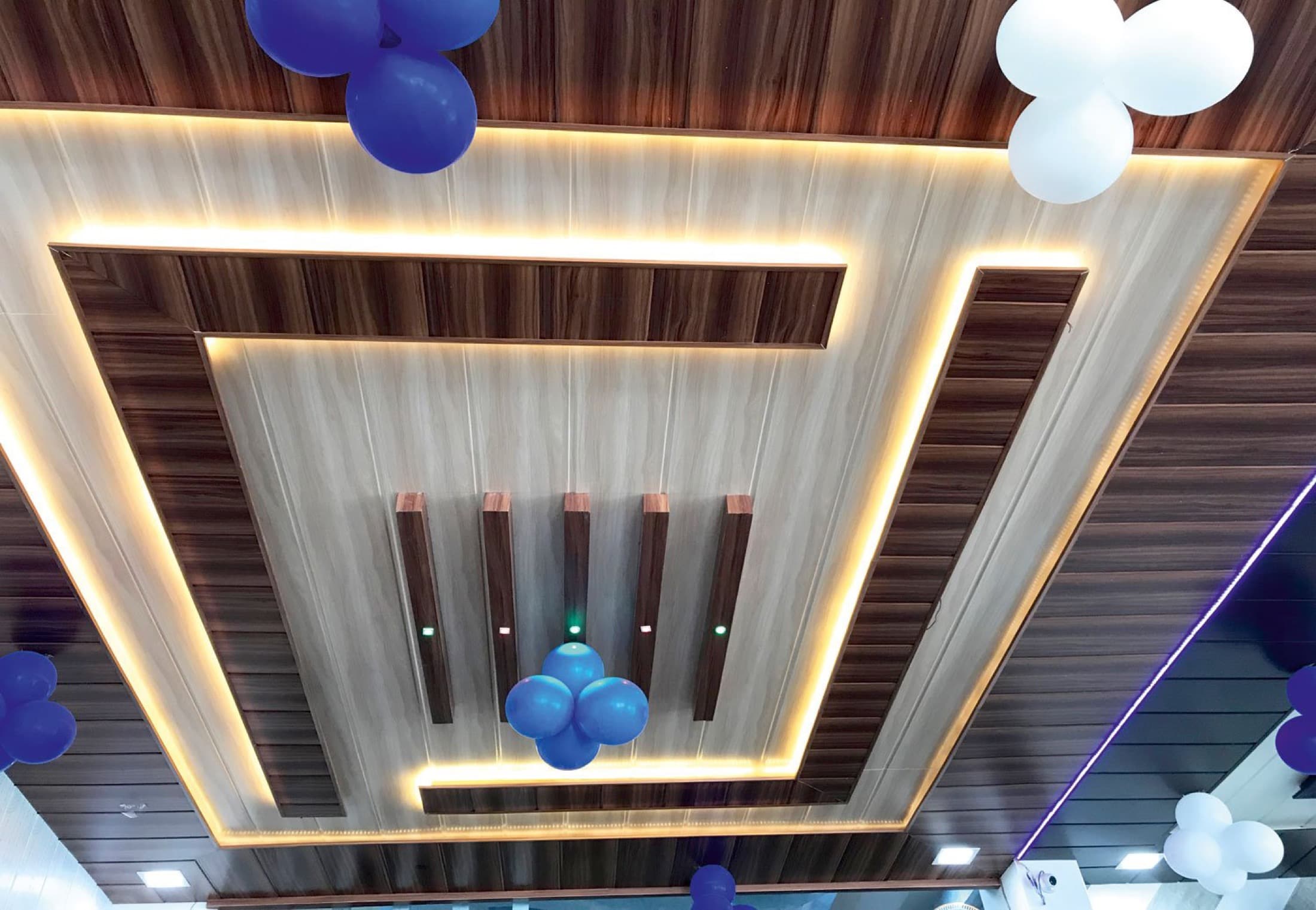 Furniture material and finish detail